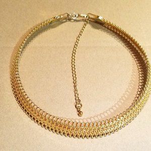 Vintage Avon Goldtone Lace Collar Necklace